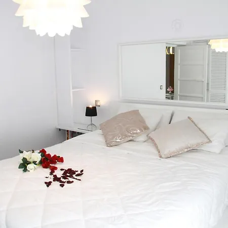 Shiny Per Family Apartment Málaga