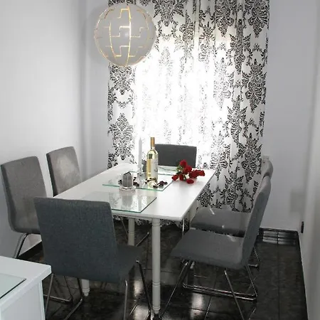 Apartment Shiny Per Family
